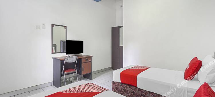 OYO Life 90589 棕榈花园酒店(OYO Life 90589 Palem Garden Hotel)图片