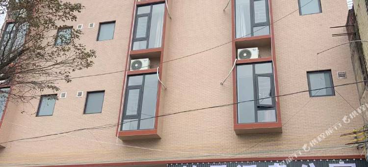 柏曼温泉公寓(丰顺罗孚水上乐园店)图片