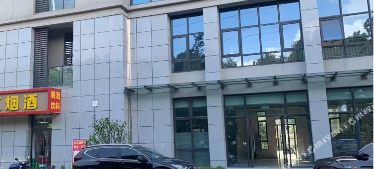 轻奢易家公寓图片