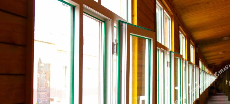 阿尔山老街坊客栈图片