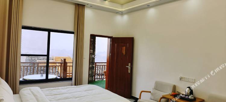 连南千年瑶寨听雪楼图片