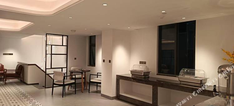 安棠公馆(廉江安铺骑楼老街牌坊店)图片