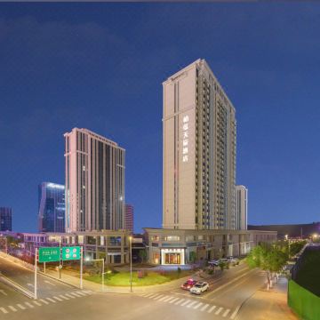 柏蕴天辰酒店(乌鲁木齐站高铁站北广场店)图片