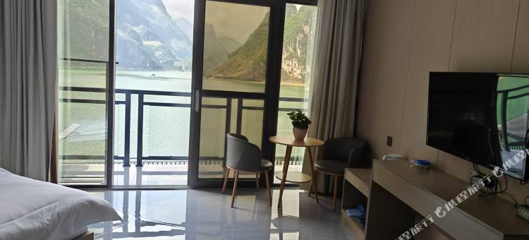 浩坤湖湖岸民宿图片