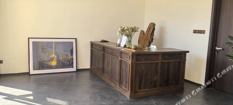 哎冷山深居图片