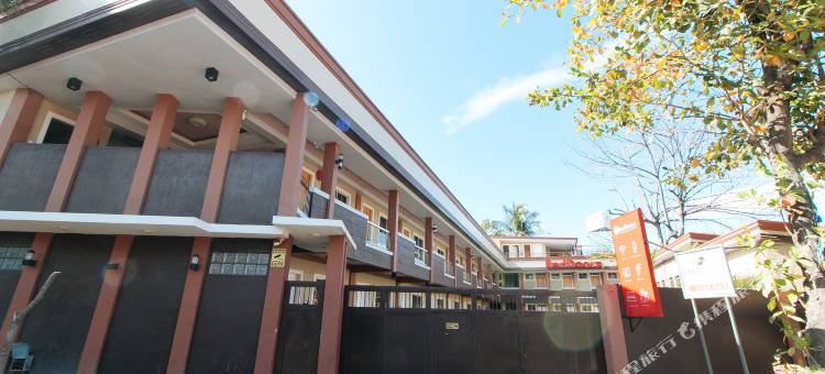 红多兹酒店-拉帕桑广场附近-卡加延德奥罗(RedDoorz Plus near Lapasan Plaza Cagayan de Oro)图片