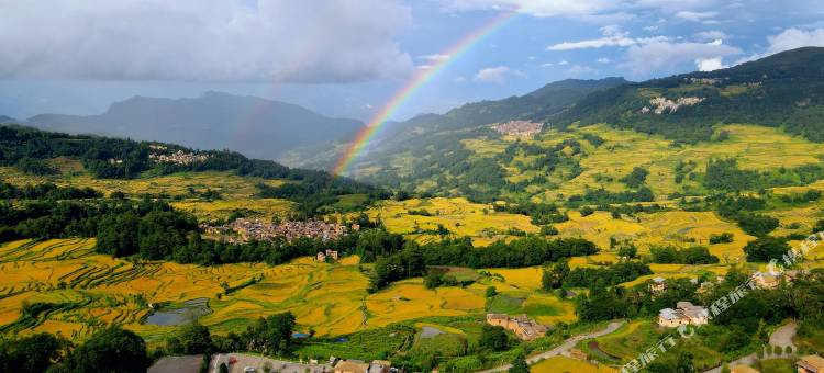 元阳云上梯田酒店图片