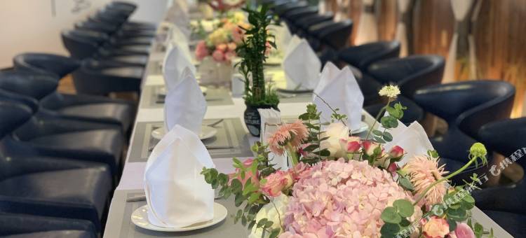 湖天国际酒店(怀化高铁南站体育中心店)图片