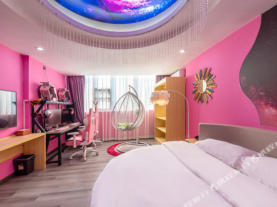 星月电竞公寓(东城万达广场店)