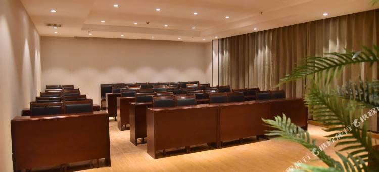 格林豪泰智选酒店(金乡金曼克大道店)图片