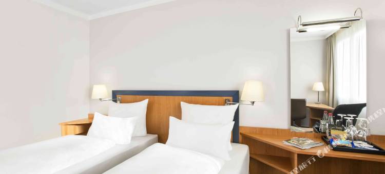 法兰克福机场西诺瀚酒店(NH Frankfurt Airport West)图片