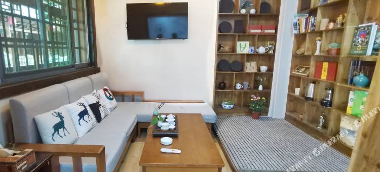 暮色·依山民宿(张家界天门山索道店)图片