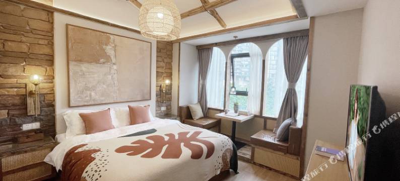 有间·花坊酒店(重庆观音桥步行街店)图片