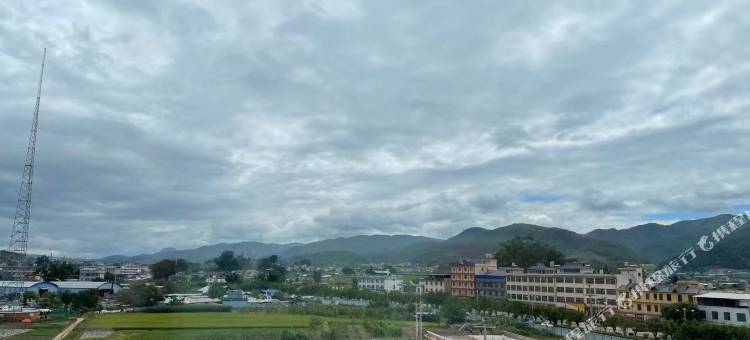 孟连优悦酒店图片