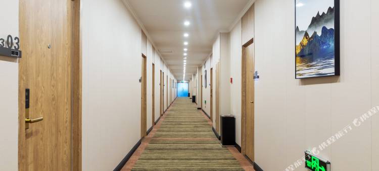 格林豪泰智选酒店(西安大雁塔大唐不夜城小寨地铁站店)图片