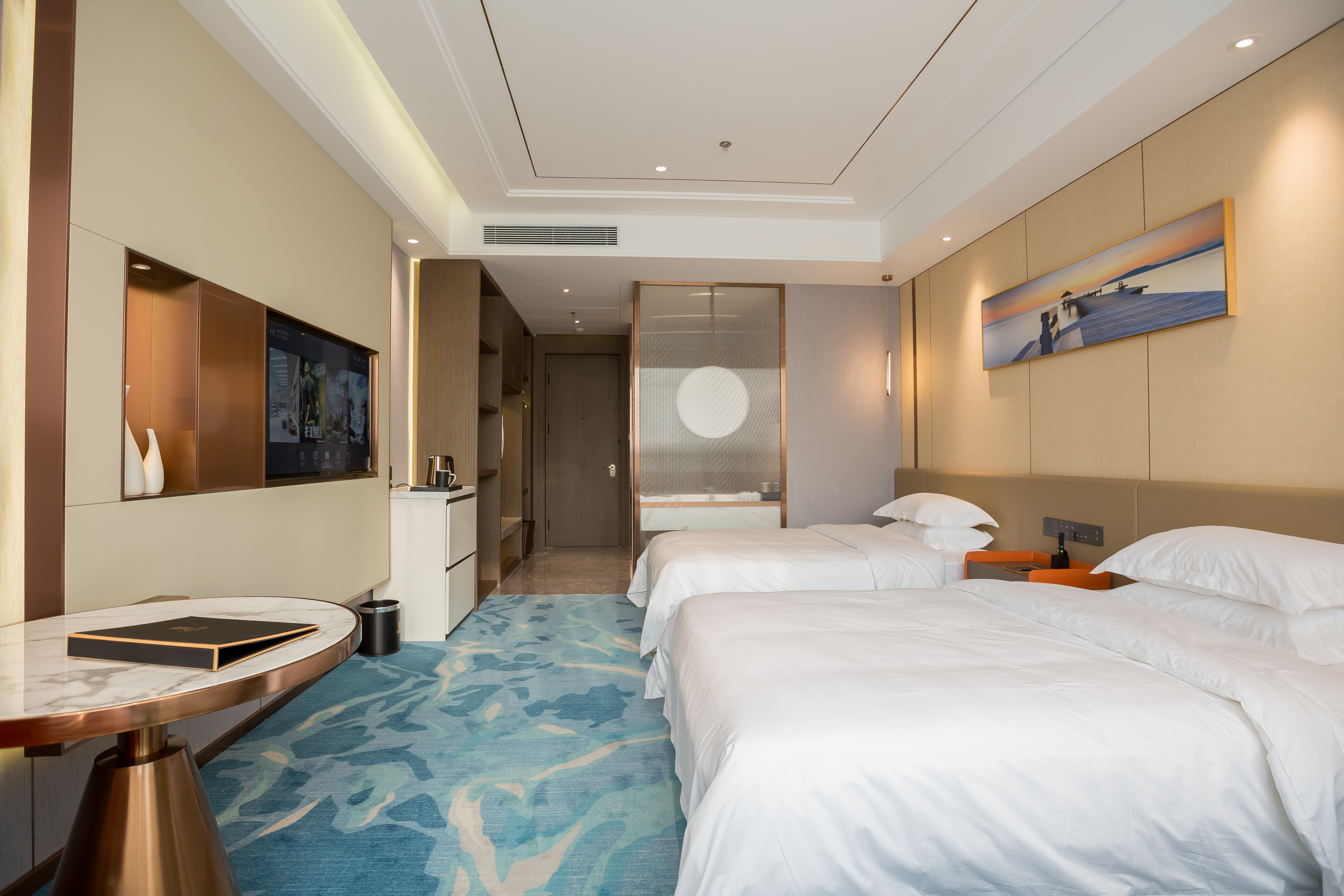 Wuchang Golden Tower International Hotel Over view