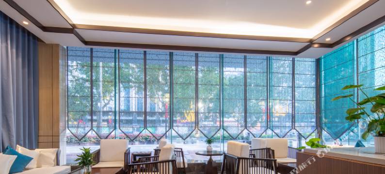 山东健康丽呈酒店(大明湖泉城广场店)图片