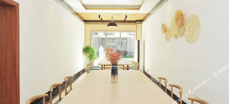 北海银滩觅里民宿(北海国际客运港店)图片