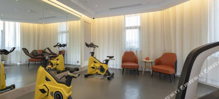 维也纳酒店(开封河南大学鼓楼广场店)图片