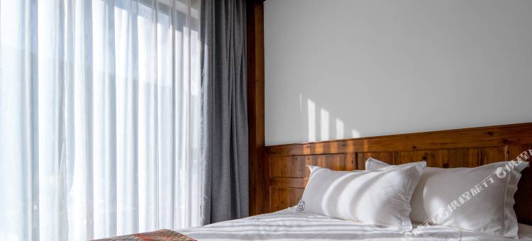 黑水远山拾梦酒店图片