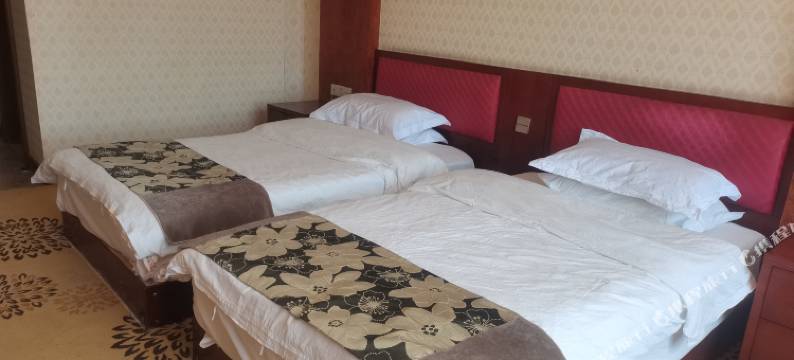 玛多云丹康赛大酒店图片