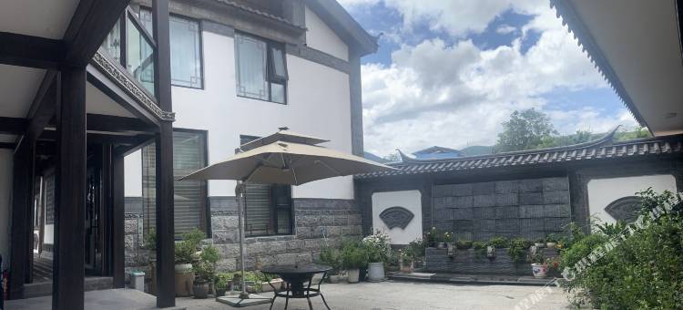 丽江市玉龙文笔山景区鲁纳古壹号院民宿图片