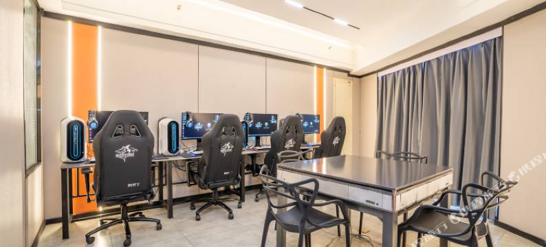 SHARK·鲨鱼电竞民宿(吾悦广场店)图片