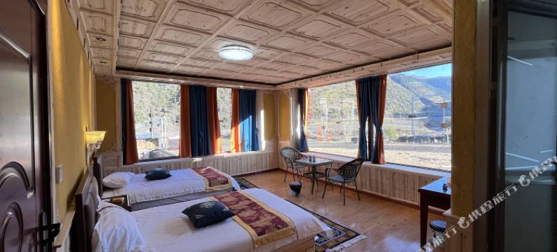 木雅冷嘎措客栈图片