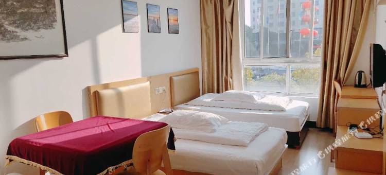 绩溪鸿锦宾馆(绩溪北站店)图片