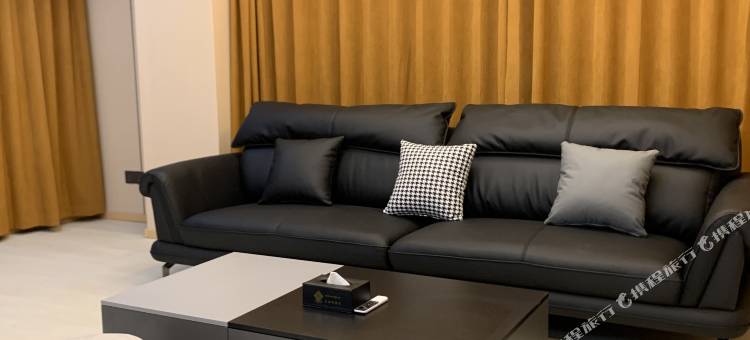 杂多扎西仓酒店图片