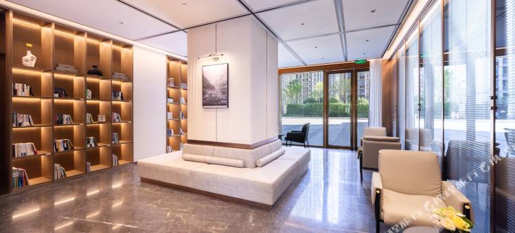 长沙滨江新城湖南金融中心亚朵酒店图片