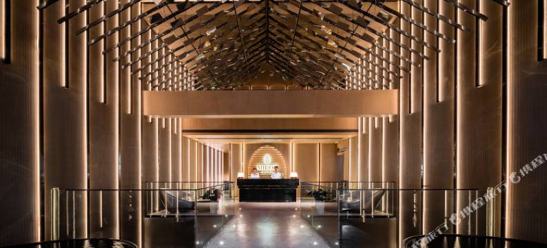 觅度套房| SkypoolAuroraSuite云端恒温泳池酒店(告庄西双景店)图片