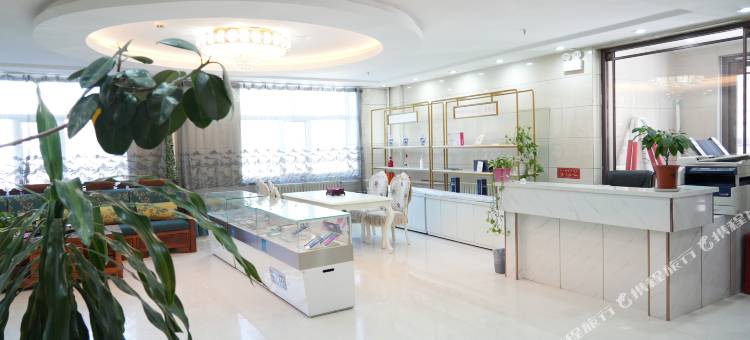 万朋酒店(呼伦贝尔海拉尔卡乐堡儿童乐园店)图片