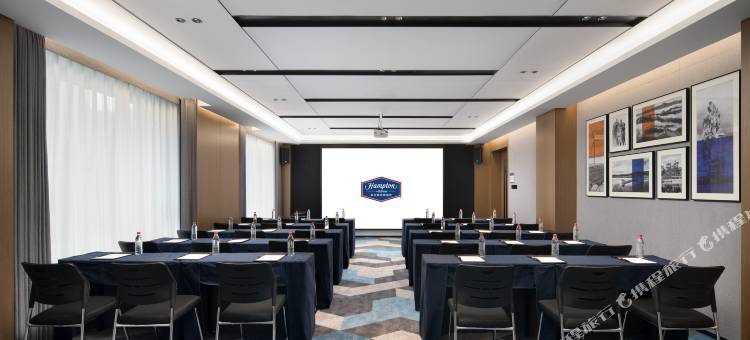 承德皇家园林希尔顿欢朋酒店图片