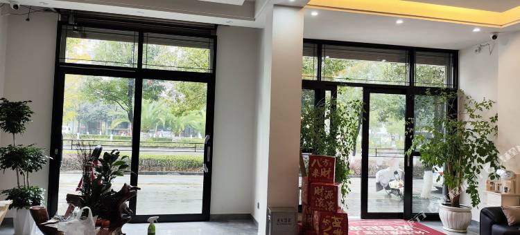 罗平县通达青云酒店图片