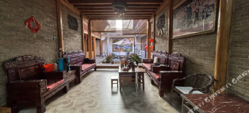 司莫拉佤族果果旅馆(腾冲驼峰机场店)图片
