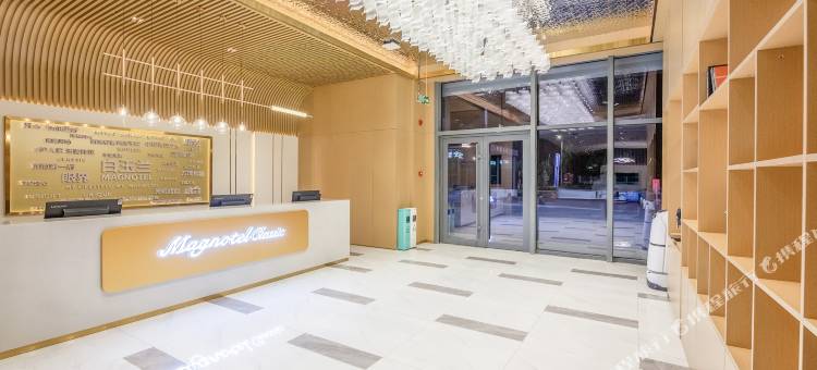 白玉兰酒店(河间德利商业中心店)图片