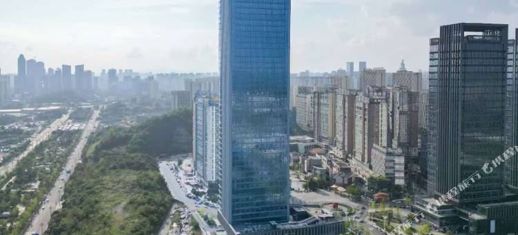 亚季·Regal空中溯野观景智能酒店(观山湖区贵阳高铁北站店)图片