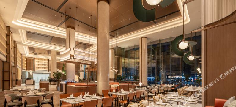 金湖希尔顿花园酒店图片