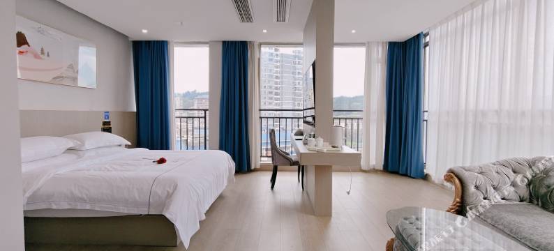 锦屏亚朵大酒店图片