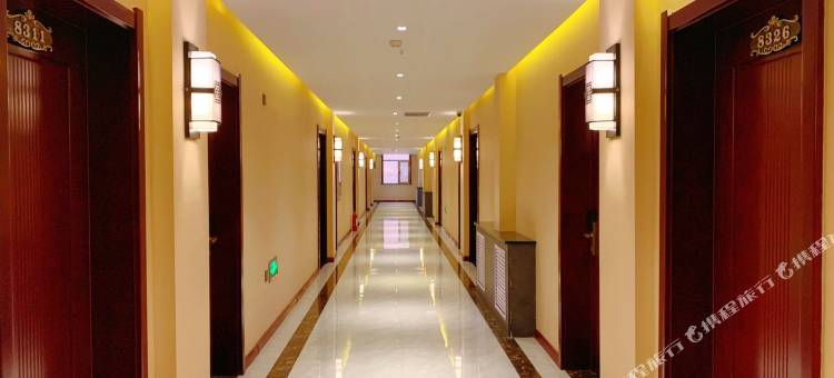 派柏·云酒店(忻州五寨运输街鑫河店)图片