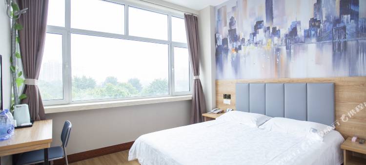 易佰良品酒店(潍坊火车站店)图片