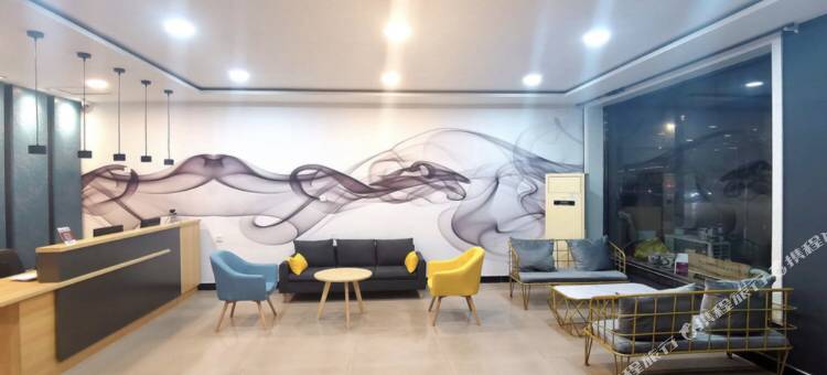 华驿酒店(保定定州清风北街大世界店)图片