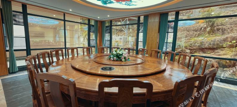 酉梧山居山水园林民宿图片