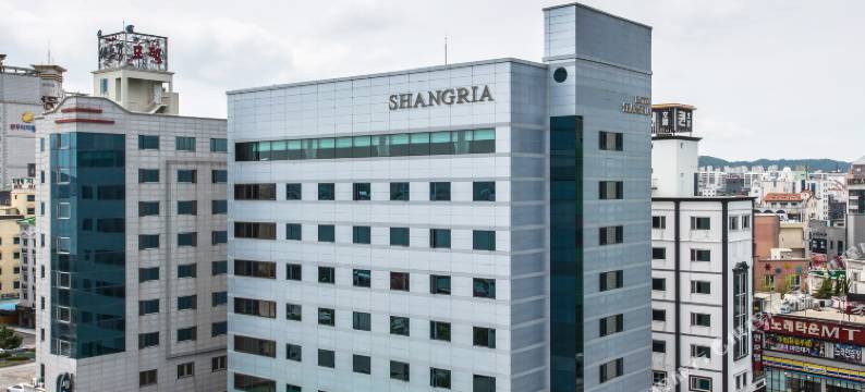 香阁里亚海滩观光酒店(Shangria Beach Tourist Hotel)图片