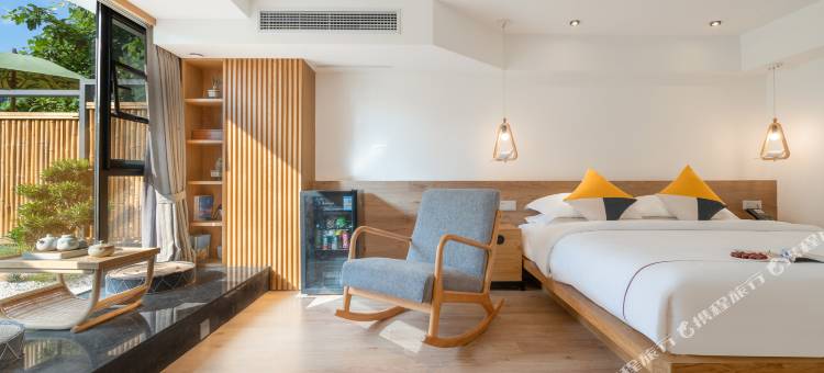 美岸·燕舍河畔观景民宿(贵阳甲秀楼青云市集店)图片