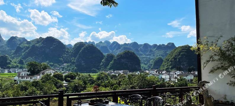 兴义印峰客栈(万峰林景区八卦田店)图片