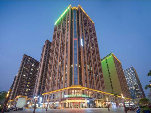 格林豪泰智选酒店(昆明高新吾悦广场华府店)