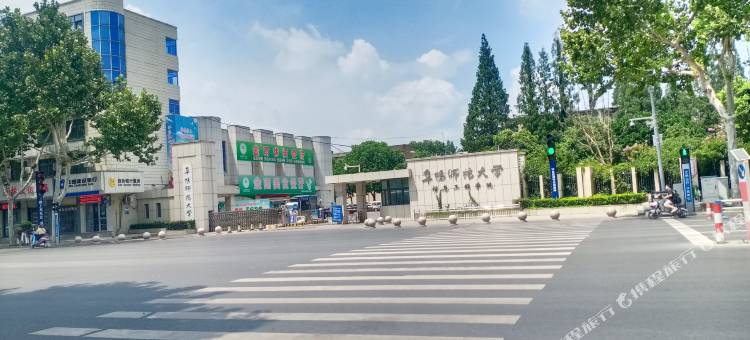 卓越宾馆(阜阳市中心师范大学清河校区店)图片
