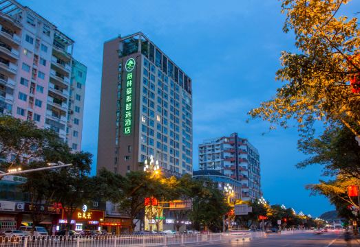 格林豪泰智选酒店（德阳文庙广场店）外景图